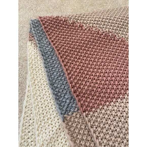 Vince Camuto Womens Scarf Rose Gold Grey Creme Classic Modern Long Fringe Warm - Picture 2 of 7